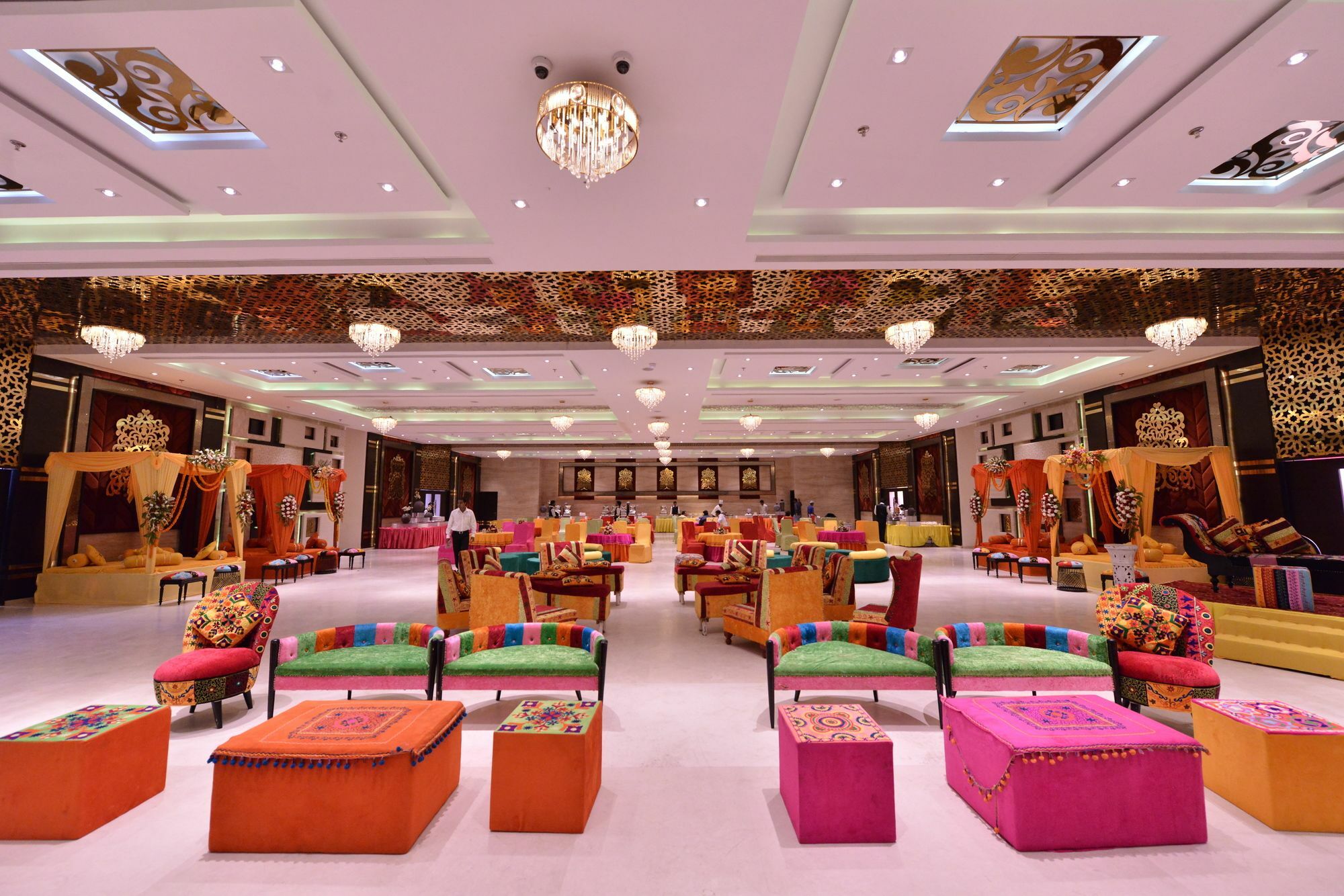 Hotel Kasturi Orchid Pāl Buitenkant foto