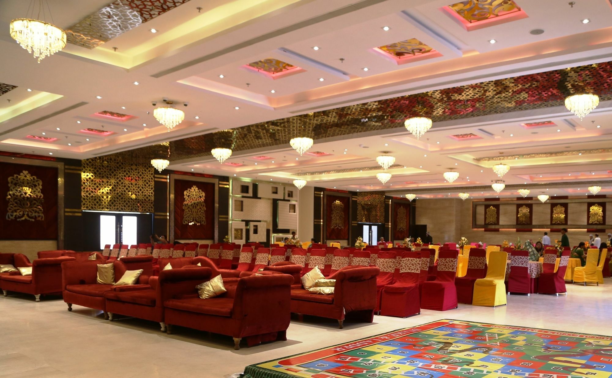 Hotel Kasturi Orchid Pāl Buitenkant foto