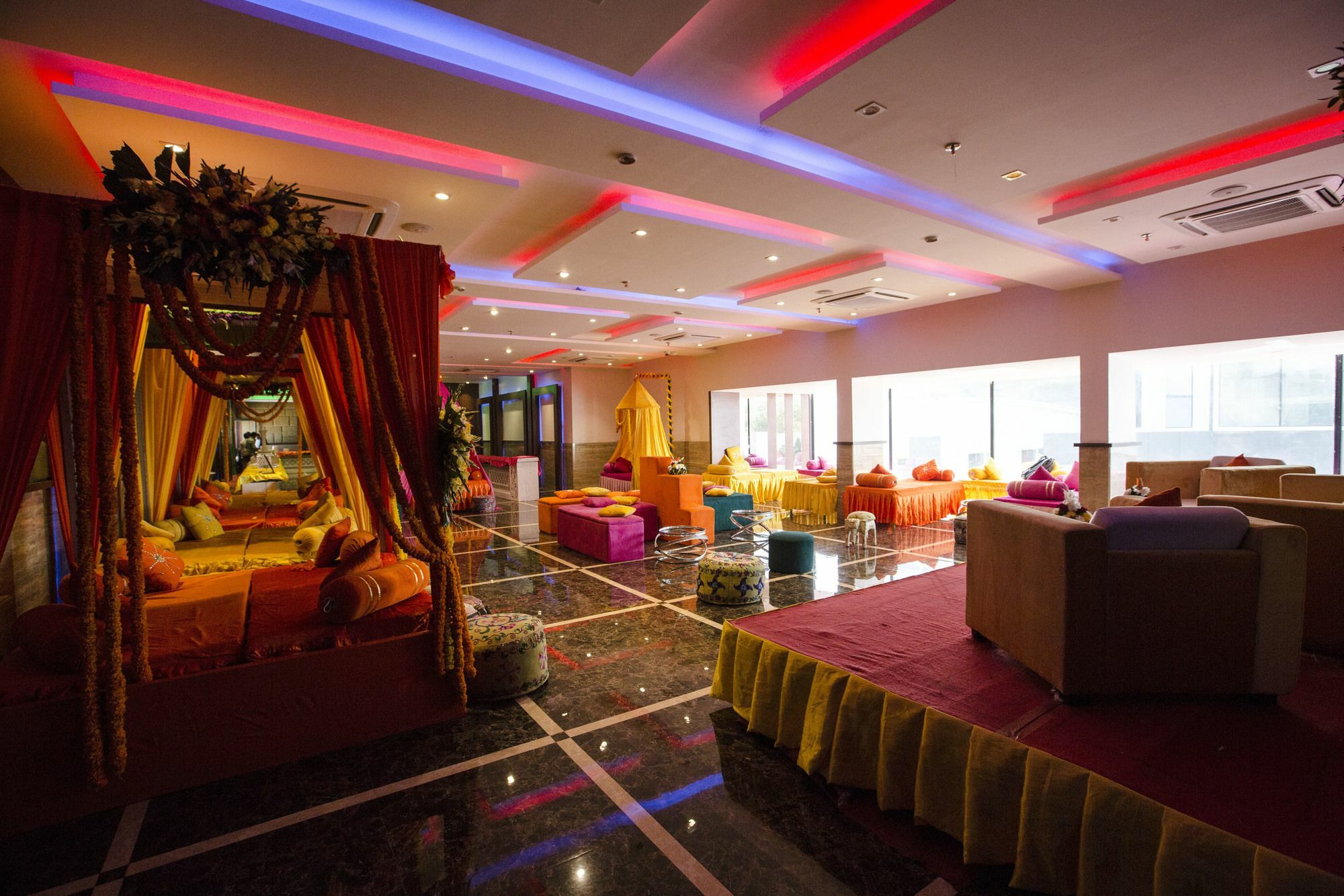 Hotel Kasturi Orchid Pāl Buitenkant foto
