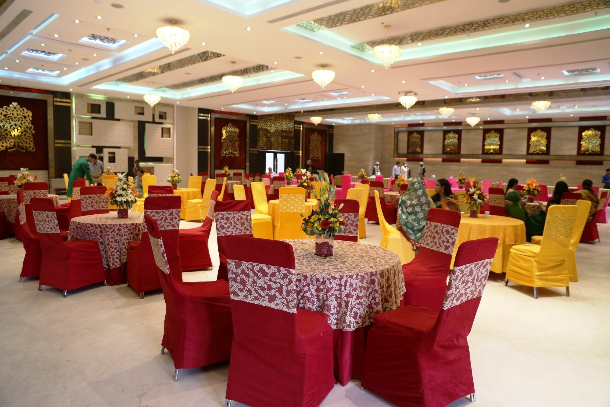 Hotel Kasturi Orchid Pāl Buitenkant foto